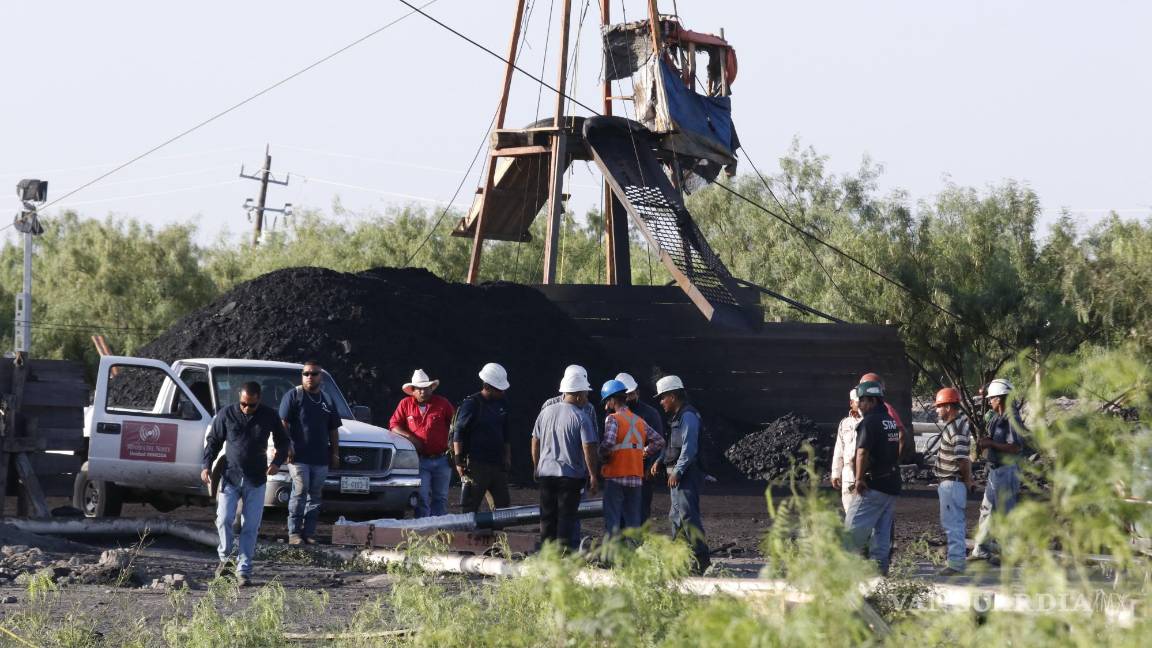 ‘Tumban’ contratos millonarios a Tony Flores y Régulo Zapata