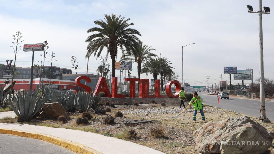 Refuerzan mantenimiento en calles y parques de Saltillo, para mejorar la imagen urbana