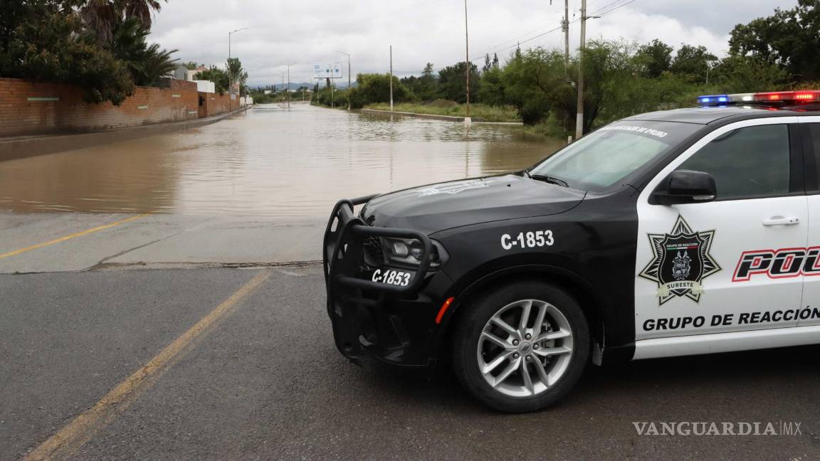 $!Este jueves volvieron a cerrarse vialidades debido a las inundaciones.