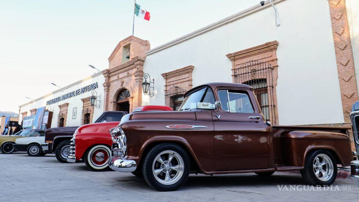 ¡Arrancan motores! Arteaga se prepara para recibir la 11va Rodada de Autos Clásicos