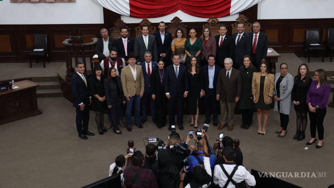 Federico Fernández toma protesta como nuevo Fiscal General de Coahuila