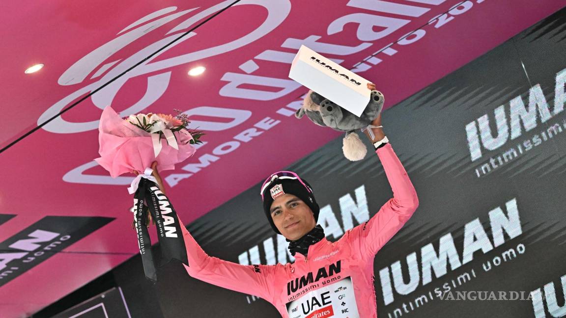 Isaac del Toro mantiene la maglia rosa en el Giro de Italia tras la Etapa 12