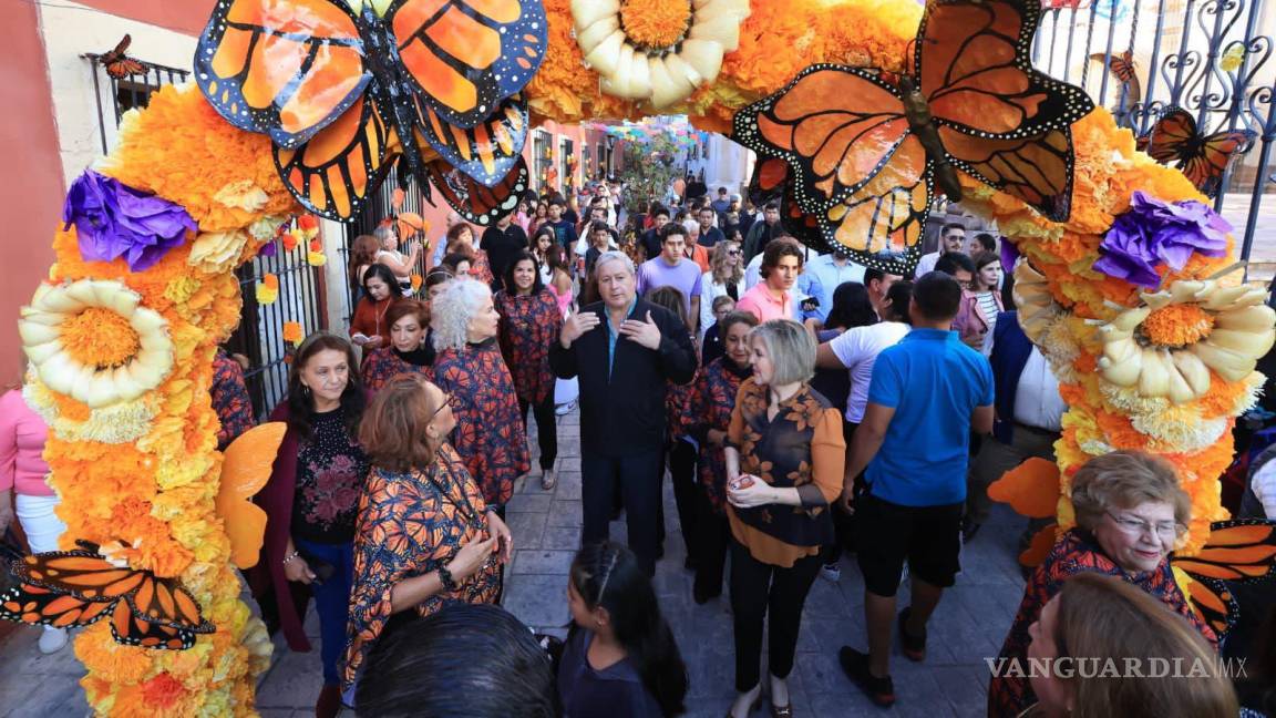 Altares, cine y exposiciones monumentales en el Festival Ánimas del Desierto en Saltillo