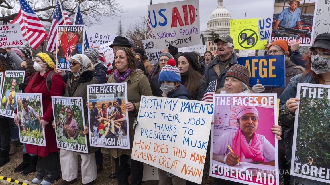 Tras desmantelamiento de USAID, miles de trabajadores son obligados a dejar puestos