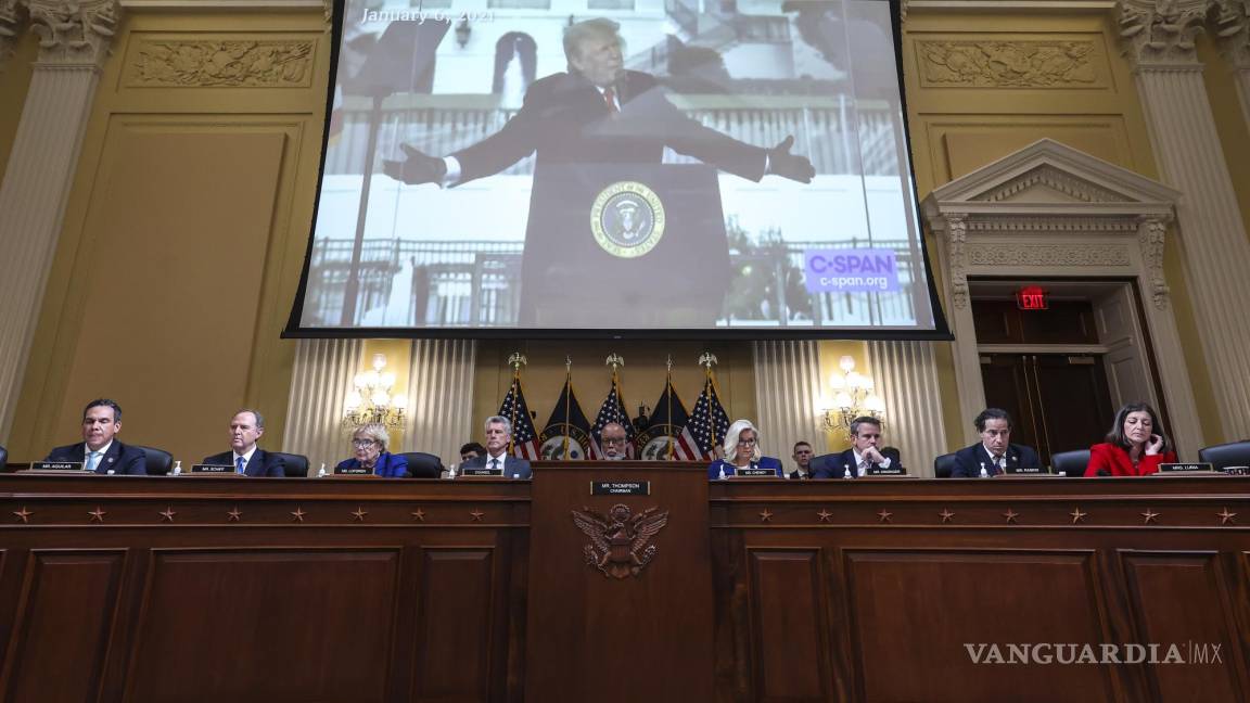 Legisladores de EU llaman a Trump para declarar por asalto al Capitolio