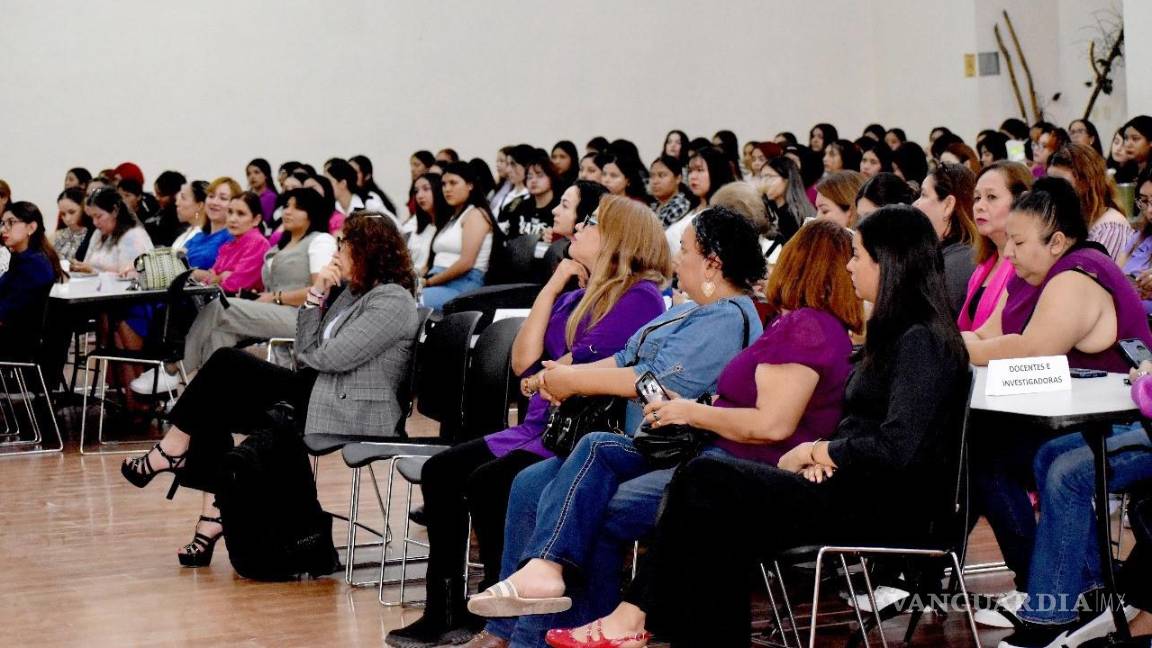 $!Los Foros Violeta se llevaron a cabo en las unidades Saltillo, Torreón y Norte.