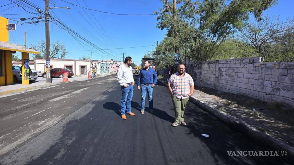 $!Autoridades supervisan avances en obras deportivas y viales en distintos sectores de Monclova.