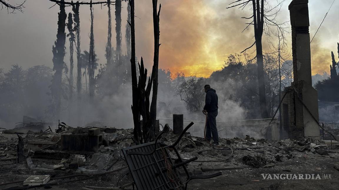 Tras incendios en Los Ángeles, más de 20 personas detenidas por saquear hogares