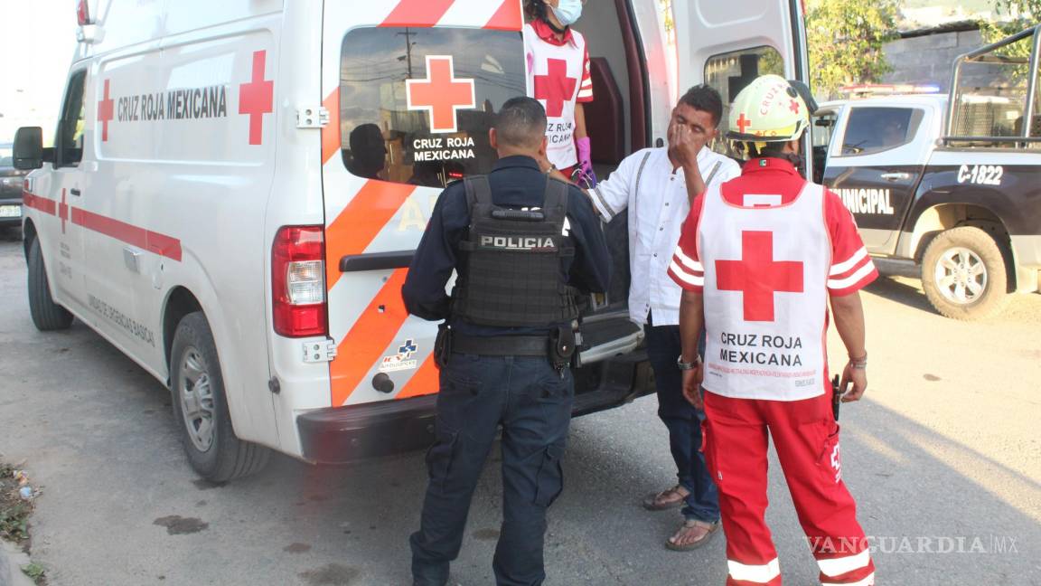 Hermanos reciben golpiza en Saltillo tras provocar a vecinos en estado de ebriedad