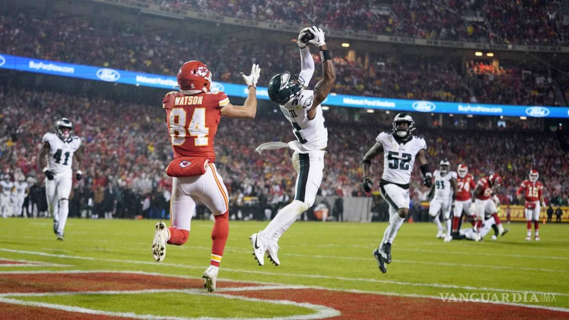 Semana 11 de la NFL: con impresionante remontada, los Eagles se ‘vengan’ de los Chiefs en una reedición del Super Bowl