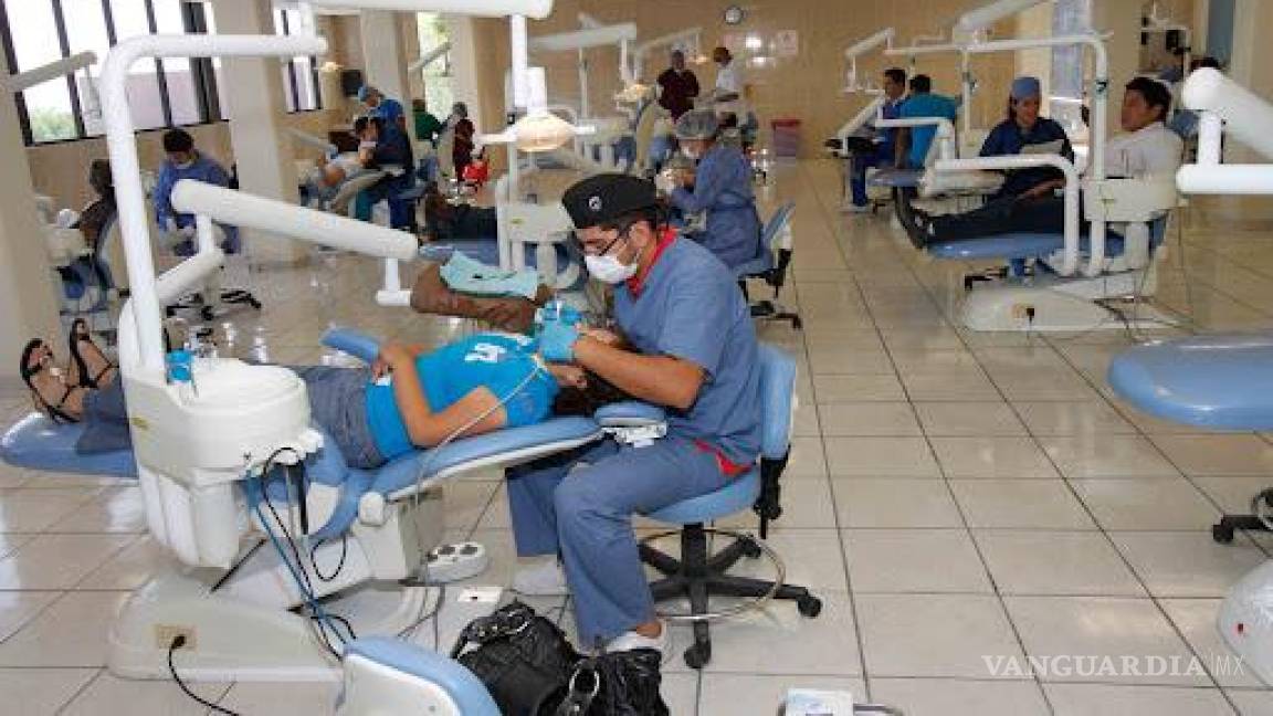 ¡Cuida tus dientes! Invita Facultad de Odontología a jornada de salud dental en Saltillo