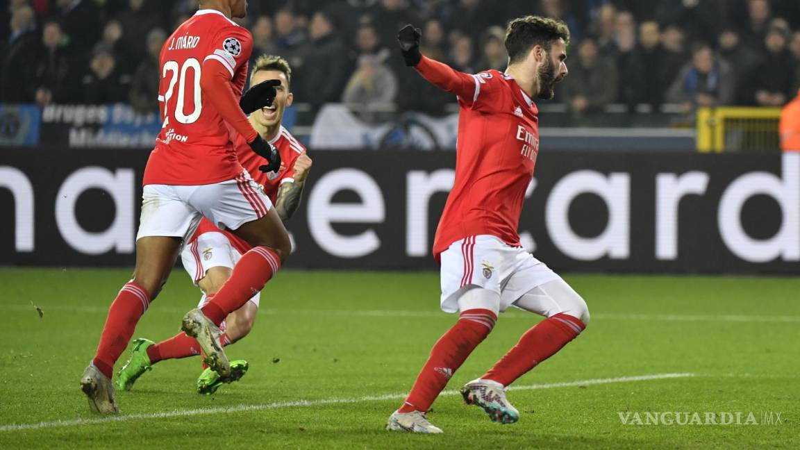 Benfica sigue invicto en Champions League al vencer a Brujas 2-0