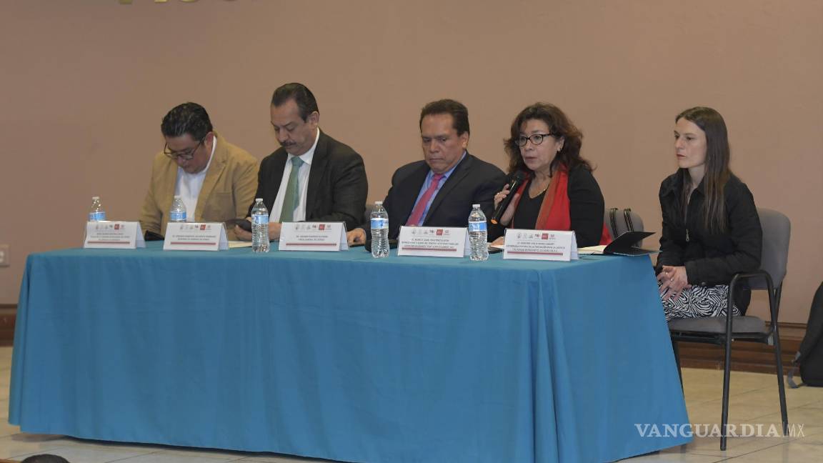 Firman convenio ONGs y Fiscalía para acelerar identificación de restos óseos en Coahuila