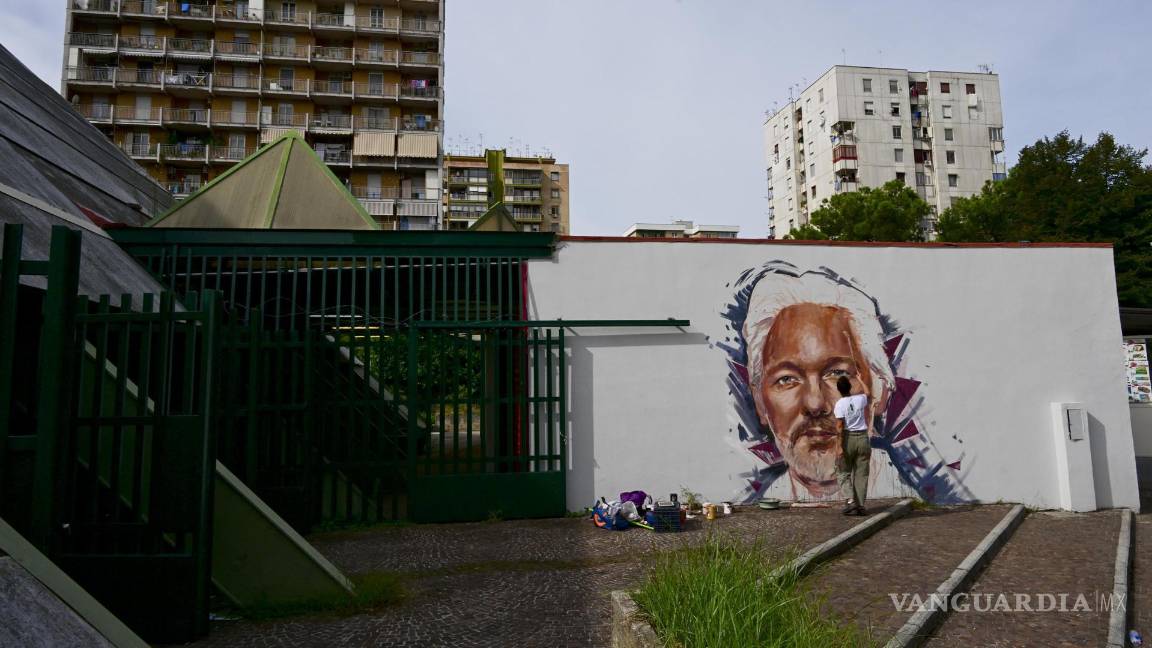 $!Nápoles ha decidido conferir una ciudadanía honoraria a Assange, según anunció el municipio el 28 de septiembre de 2023.