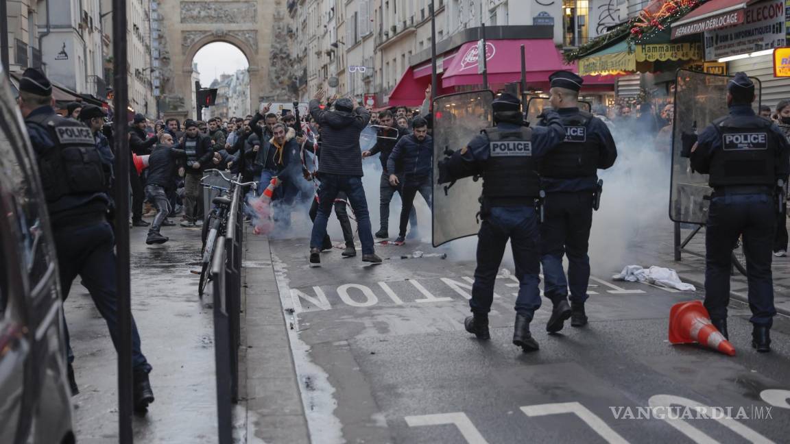 Detona tensión racista disturbios en París