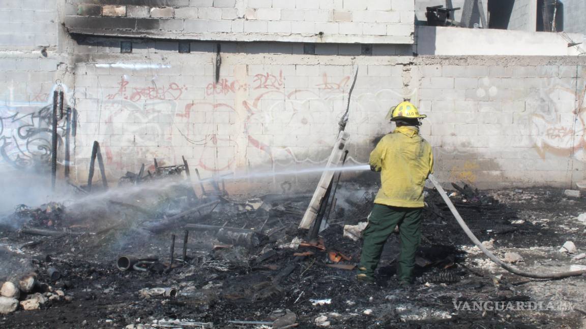 Hombre resulta gravemente herido tras incendio provocado en Nuevo Mirasierra, en Saltillo