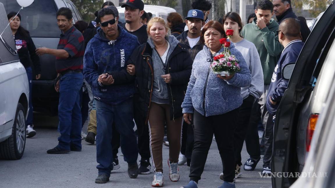 $!Vecinos y familiares se solidarizaron con la familia de Emma Marifer.