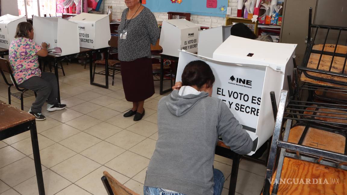 Arman ciudadanos ‘casilla autónoma’ en San Antonio de las Alazanas; funcionarios llegaron tarde