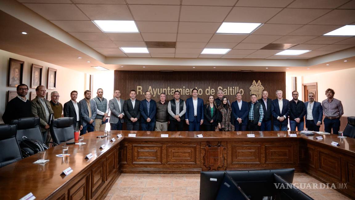 $!El alcalde resaltó la importancia de la digitalización y simplificación de trámites para facilitar el desarrollo urbano y agilizar los proyectos ciudadanos.