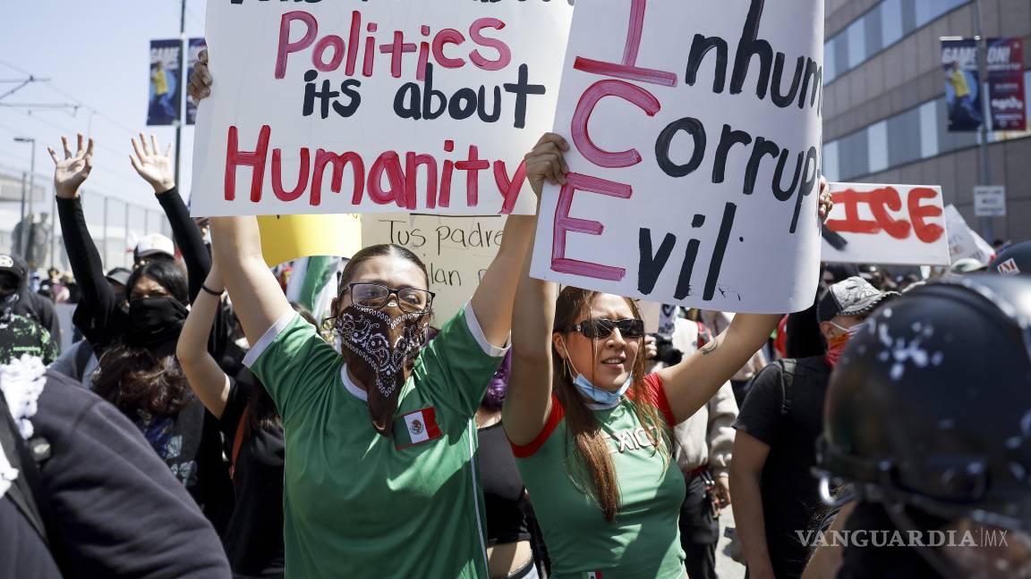Condena embajador de EU en México, Ronald Johnson, manifestaciones violentas en LA