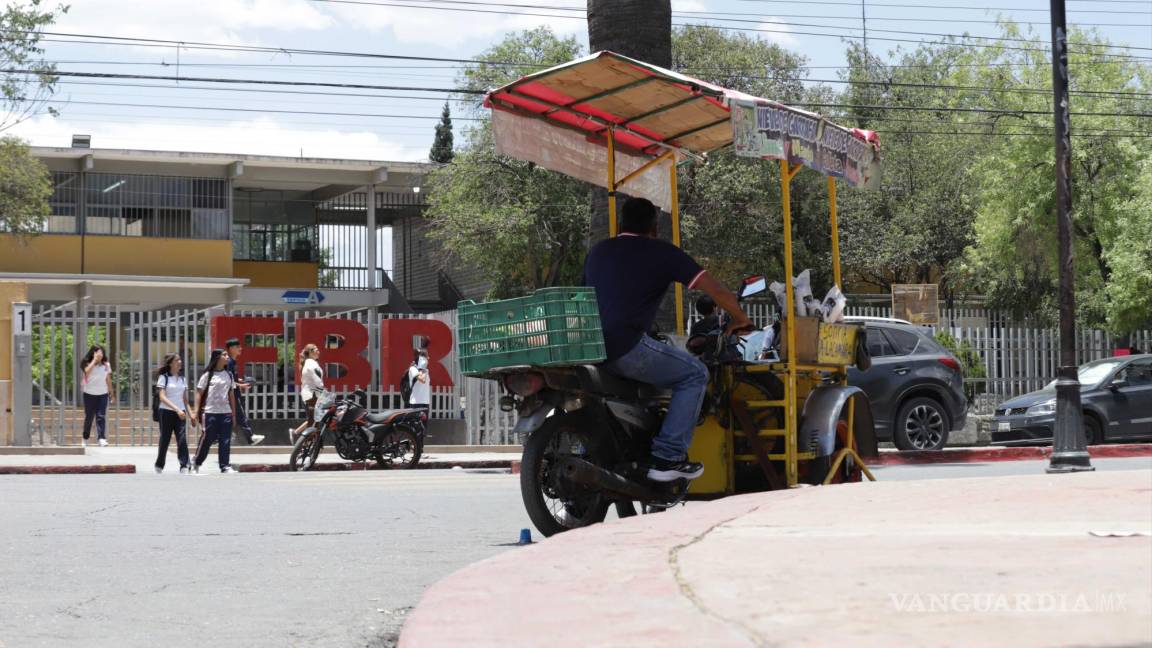 Salud Coahuila retirará a vendedores de comida chatarra de las afueras de escuelas