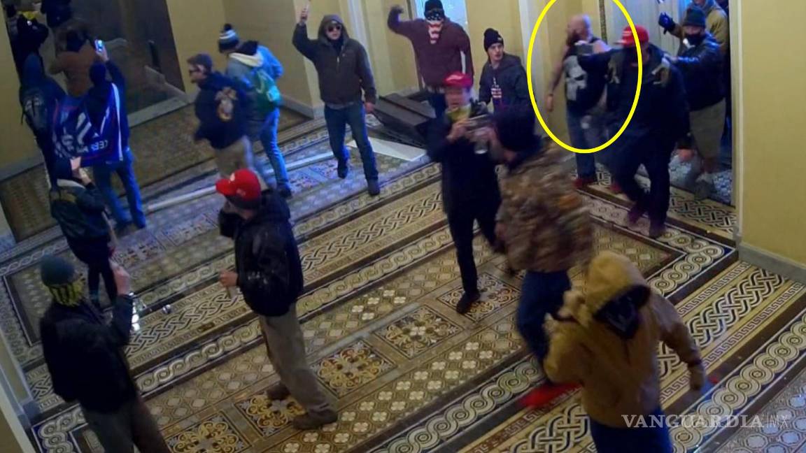 Dan más de 4 años de cárcel a asaltante del Capitolio