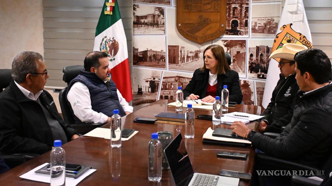 Alcaldesa se coordina con Simas para mejorar el sistema de agua en Frontera