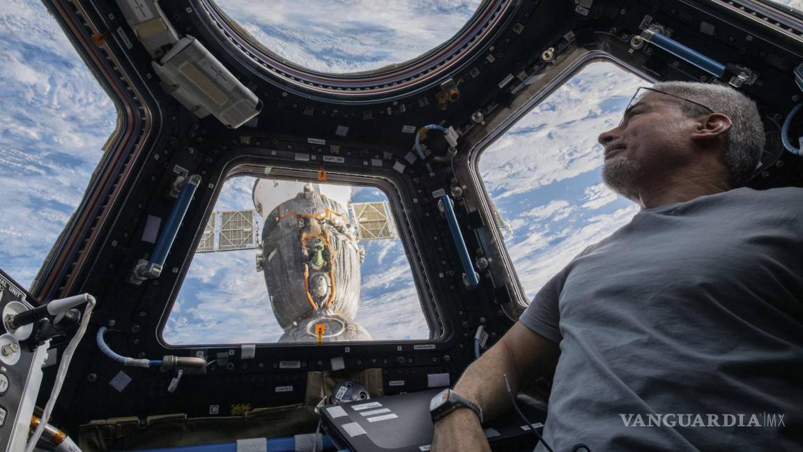 Mark Vande Hei, astronauta estadounidense regresa a la tierra tras batir récord en el espacio