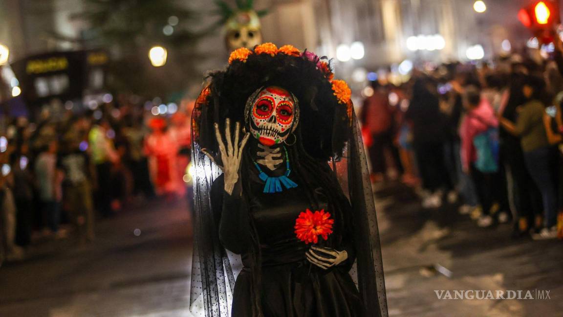 Resumen de noticias del fin de semana: Celebra México el Día de Muertos, hallaron a bebé plagiado y Elon Musk reacciona a accidentes con Cybertrucks