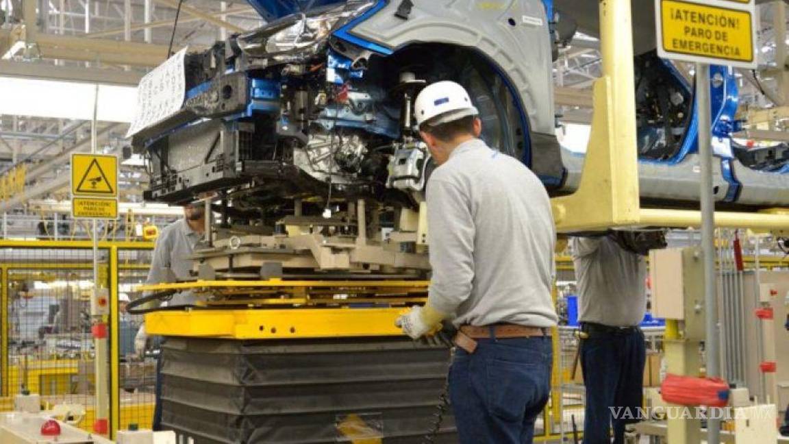 Cayó 14.9% la producción y exportación de vehículos en abril