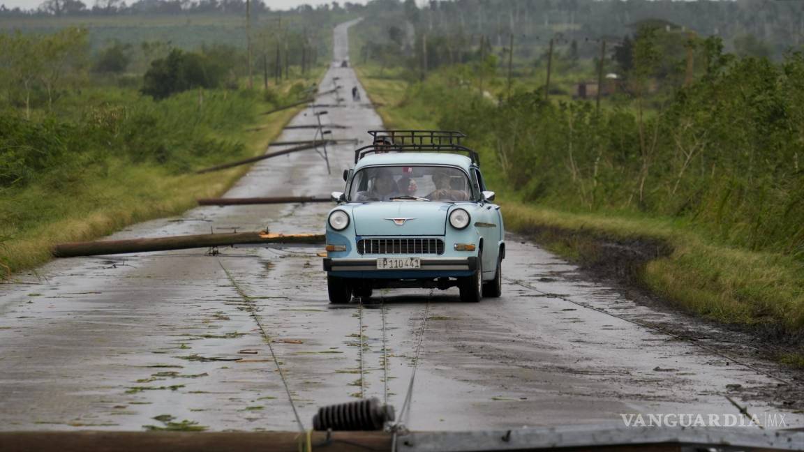 Tras ser golpeada con furia por el huracán René Cuba intenta recuperarse