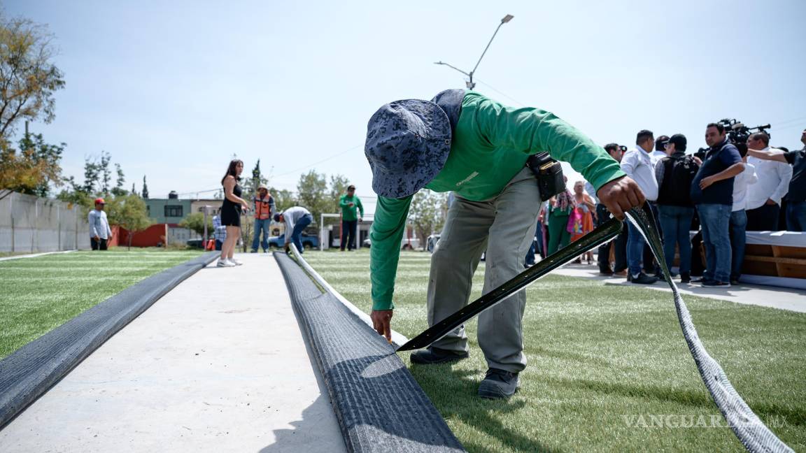 Aportará empresa $300 mil para rescate de plaza de la colonia Roma, en Saltillo