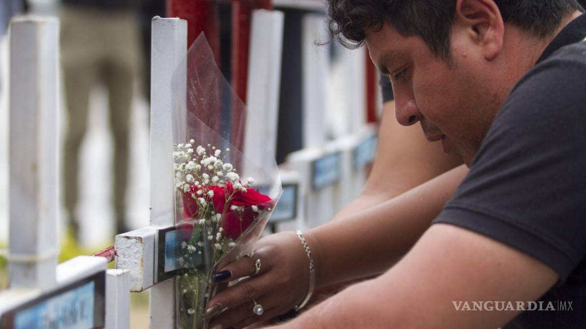 Honrarán a víctimas del Royale con memorial vivo en pleno centro de Monterrey