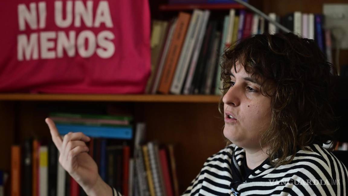 $!El movimiento feminista Ni Una Menos cumple este martes diez años en Argentina, donde se produjo entonces una movilización histórica tras una serie de feminicidios que sacudieron al país.