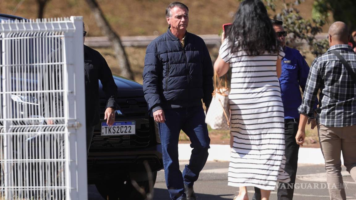 $!La Corte Suprema ordenó que se le colocara un grillete electrónico al expresidente brasileño Jair Bolsonaro.