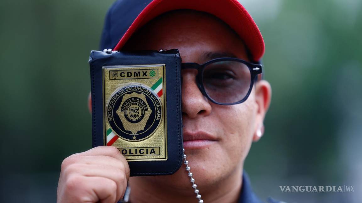 Orel Morales, el primer policía trans en Ciudad de México que rompe estigmas