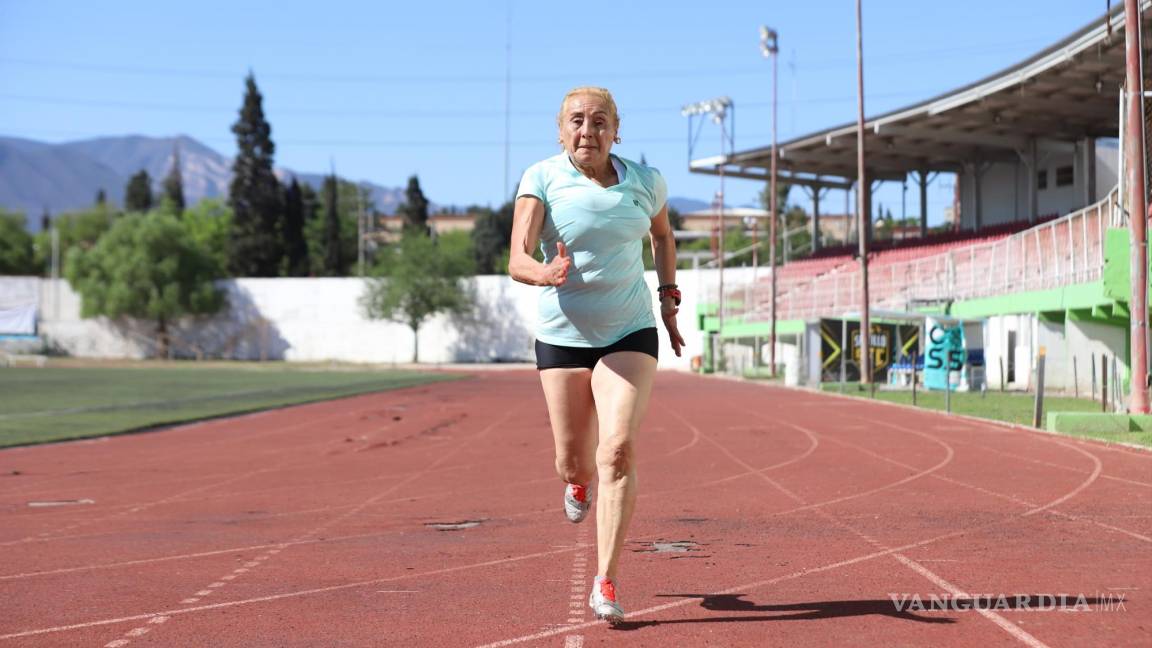 La atleta de 75 años que entrena en Saltillo y compite por México