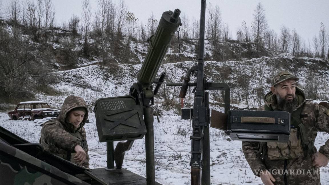 $!Soldados de la unidad móvil de defensa antiaérea ucraniana Herkules en Kiev. La guerra es ahora “todo o nada” para Vladimir Putin, según un analista.