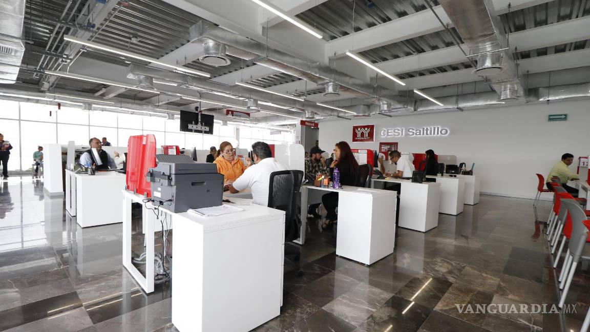 Cambian 17 mil crédito Infonavit de VSM a pesos y ‘aligeran’ carga