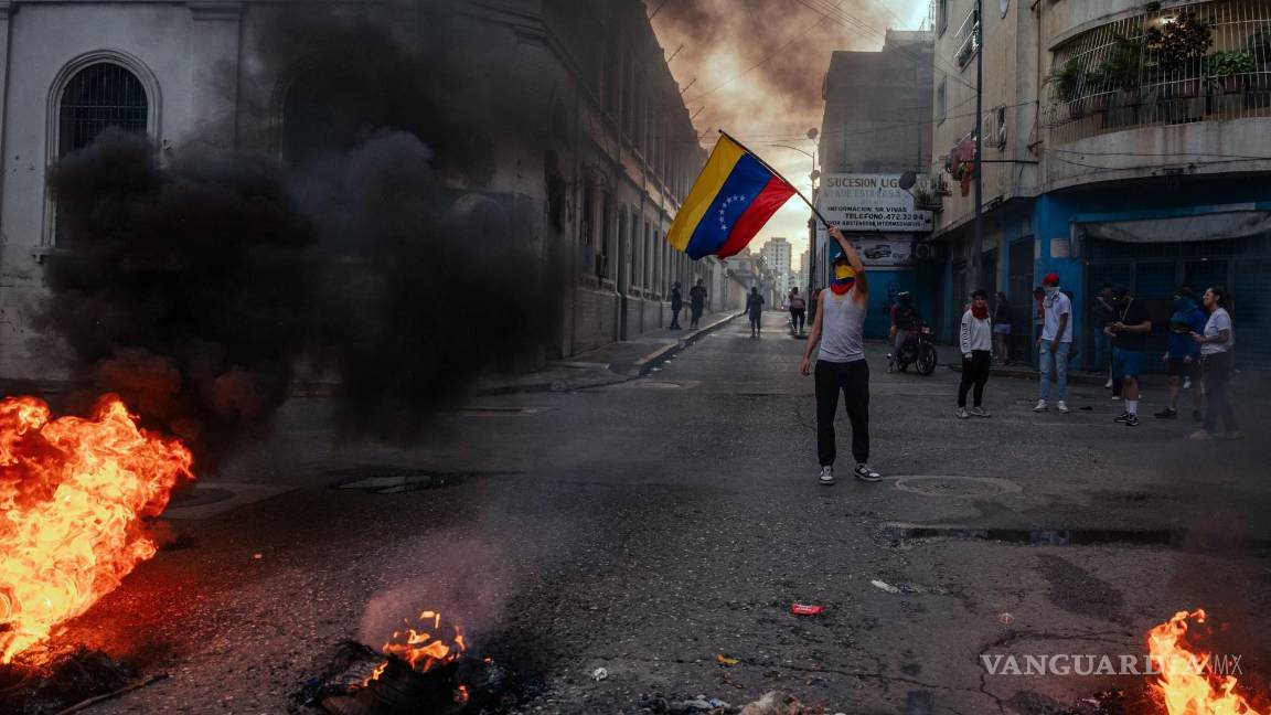 $!Una protesta antigubernamental en el centro de Caracas, Venezuela.