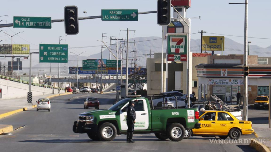 $!Varios semáforos dejaron de funcionar.