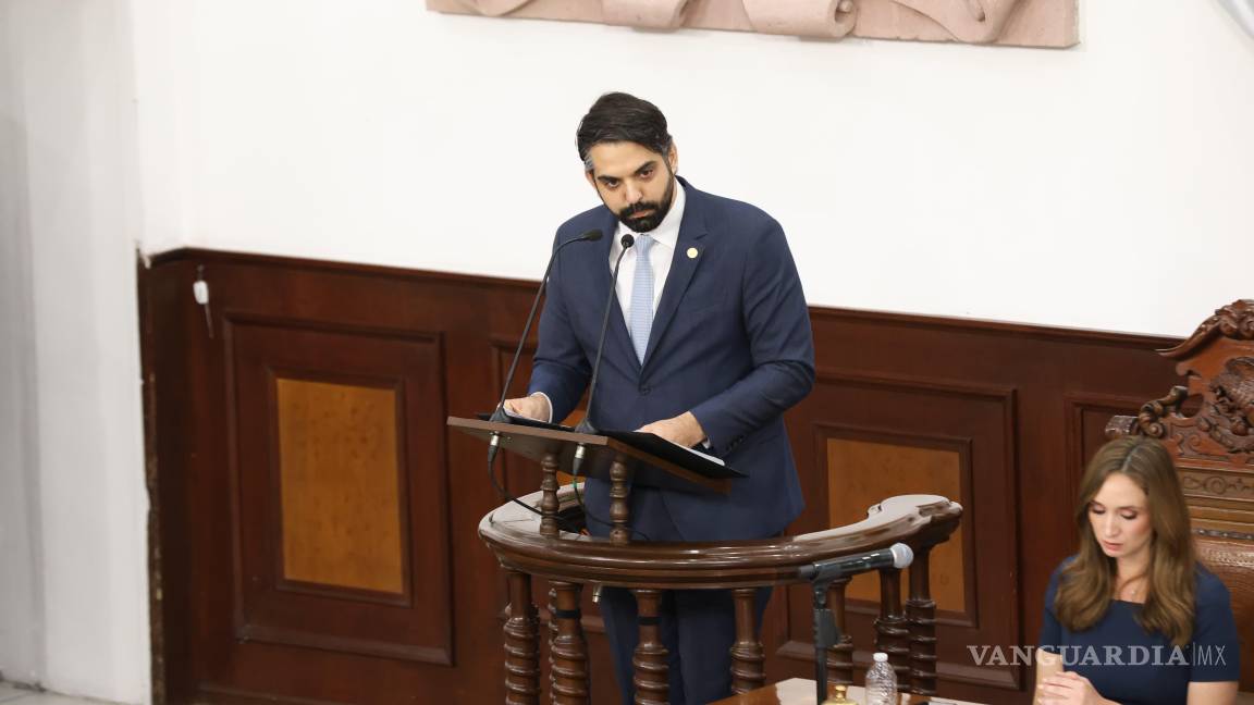 $!El diputado Antonio Attolini destacó la importancia del Ejército en la defensa de la soberanía nacional y su labor en favor de la sociedad.