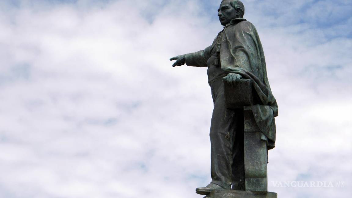 $!Estatua del presidente mexicano Benito Juárez hoy, en el cerro de Fortín, en la ciudad de Oaxaca (México).