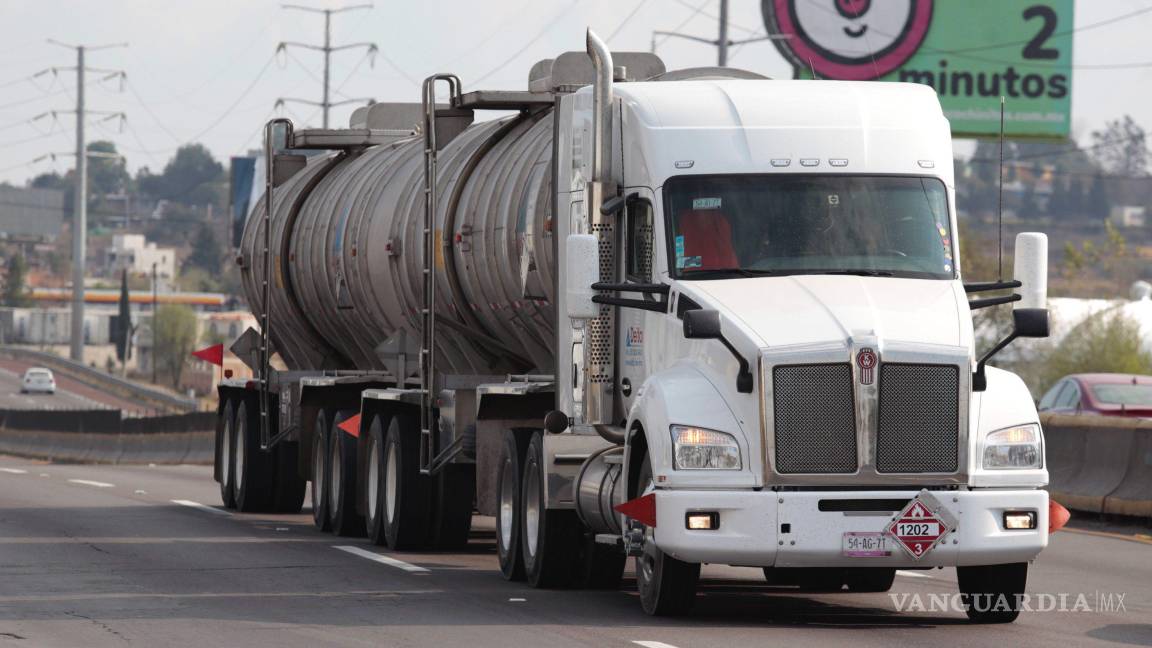 POLITICÓN: Se convierte Piedras Negras en un ducto sobre ruedas