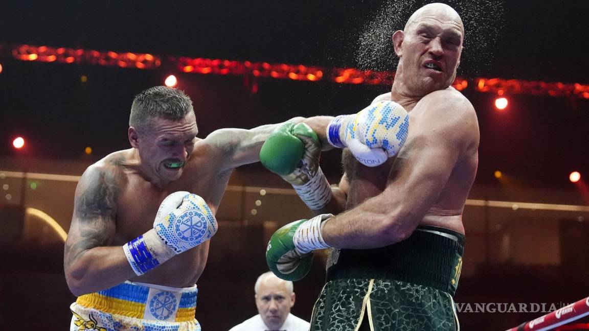 Usyk hace historia: el ucraniano derrota a Fury y se convierte en el primer campeón indiscutible de los pesados en 24 años