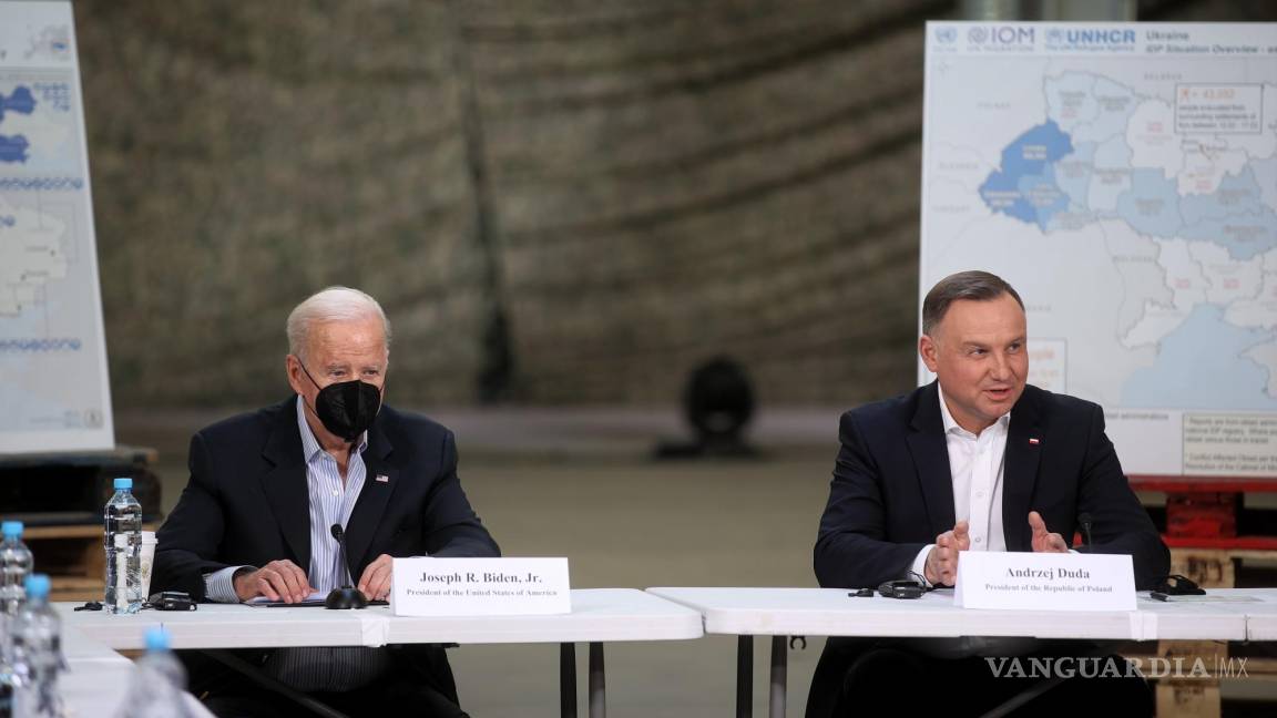 $!Los presidentes de Polonia Andrzej Duda (d) y de EU Joe Biden (i) durante su reunión Rzeszow, sureste de Polonia.