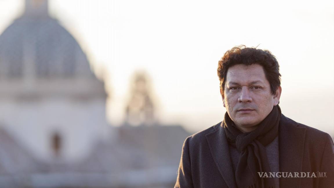 Jorge Galán compartirá la memoria histórica de El Salvador y la fantasía de El país de la niebla