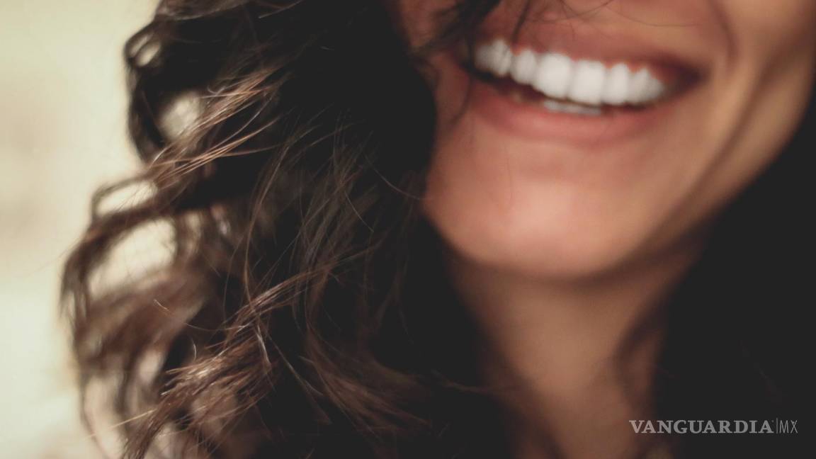 Los secretos de una sonrisa perfecta: Cómo cuidar tu salud bucal en el Día Mundial de la Sonrisa