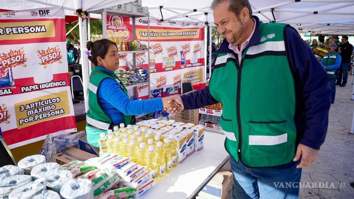 $!Los artículos disponibles en el Mercadito de a Peso se entregarán hasta agotar existencias durante la jornada.