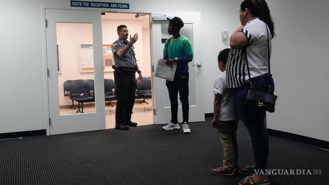 Con un récord de 3 millones, se acumulan casos de petición de asilo en tribunales de Estados Unidos